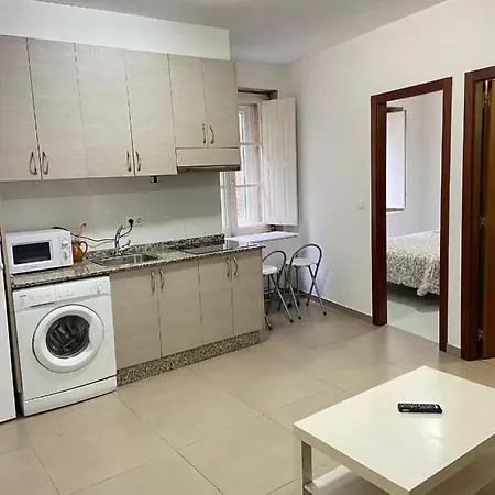 Apartamento En La Zona Vieja De Apartment *